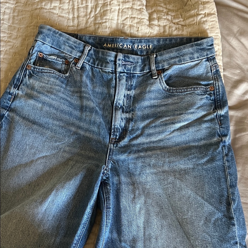 American Eagle jeans curvy super high rise baggy straight size 10 short